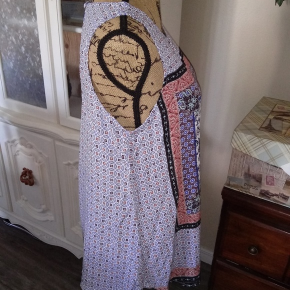 Gypsies & Moondust Flowered Blouse - Picture 2 of 6